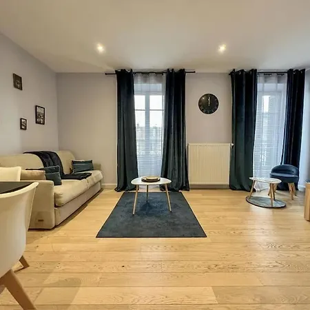 Delavigne Spacieux Classe 4 Etoiles Parking Privatif * 엑스레뱅